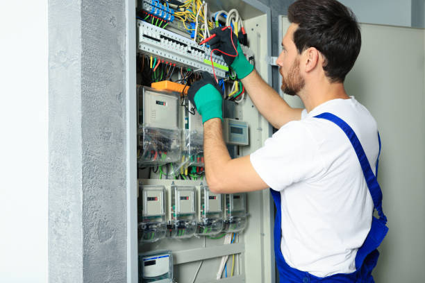 Best Electrical Contractors for Businesses  in Cedar Springs, MI